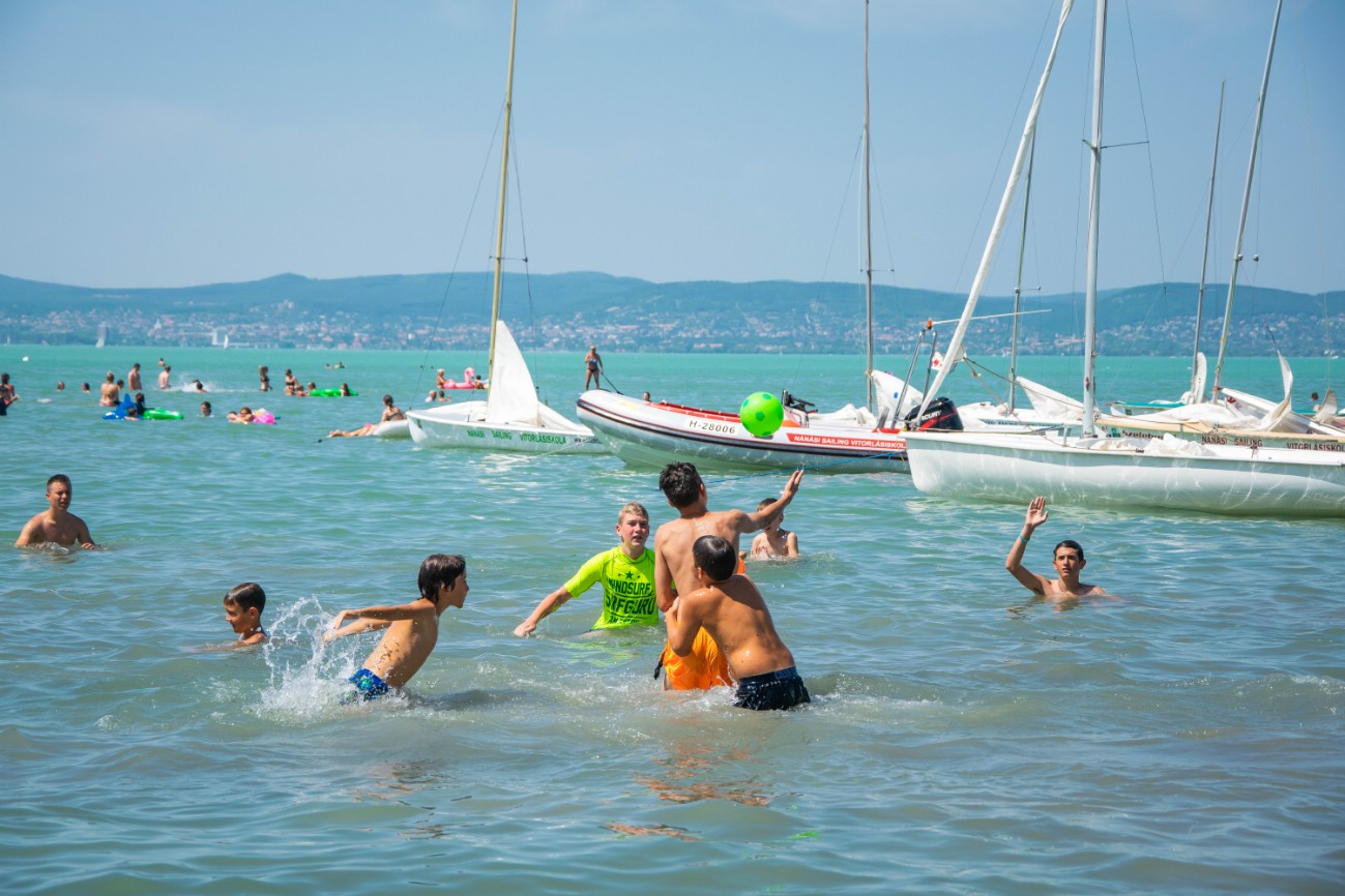 A szakemberek szerint így nyaralhatunk a tavalyinál olcsóbban a Balatonnál